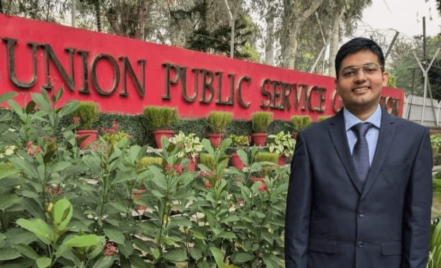 UPSC AIR 1: Himanshu Thapliyal (M.Tech, 2023)
